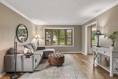 900 Nina Court Mendota Heights MN 55118