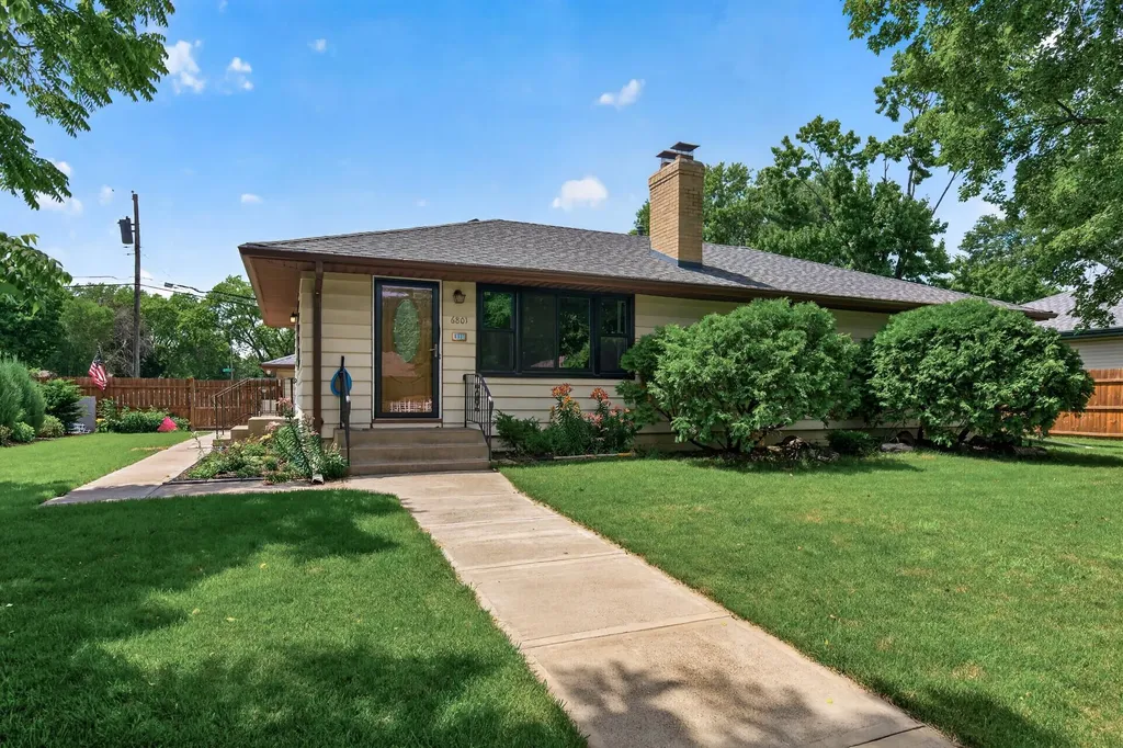 6801 Orchard Avenue N Brooklyn Center MN 55429