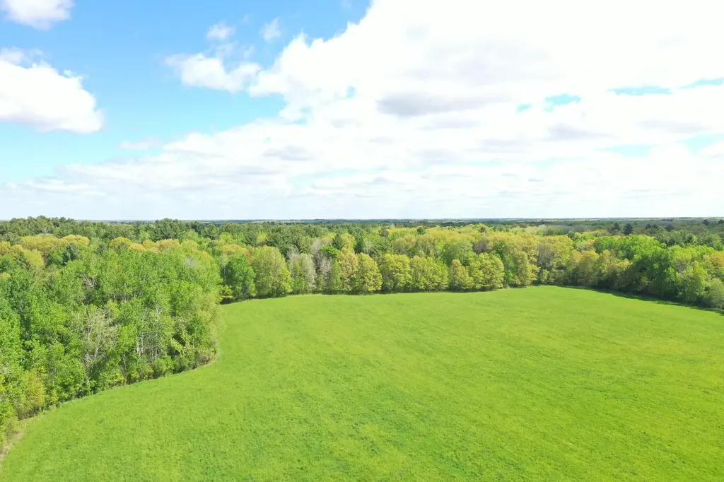 Na Rice Street Braham MN 55006