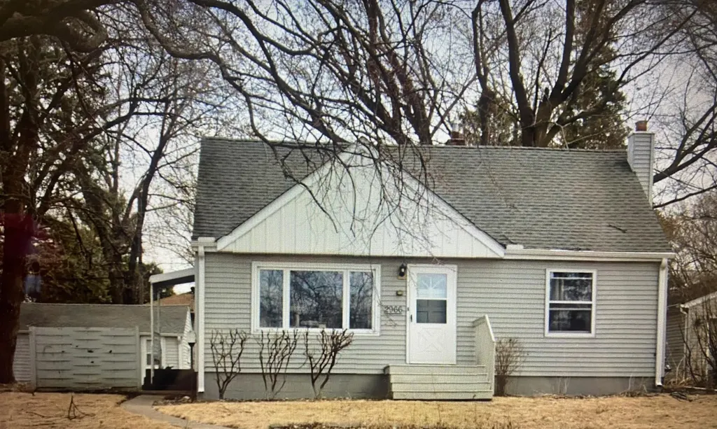 2966 Louisiana Avenue N Crystal MN 55427