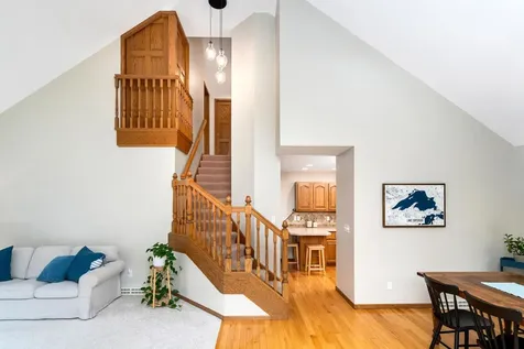 3517 Juten Drive Duluth MN 55803
