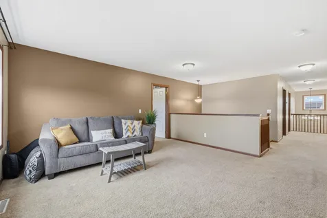 2061 Winterberry Lane Shakopee MN 55379