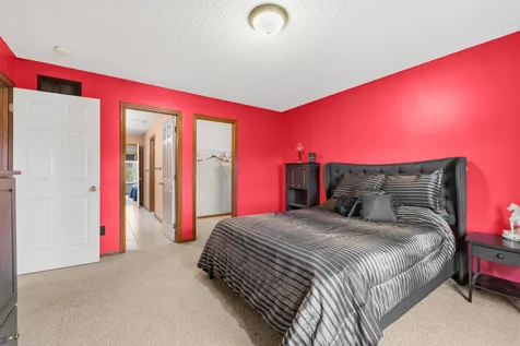 2061 Winterberry Lane Shakopee MN 55379