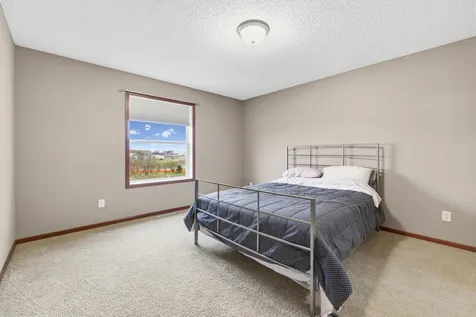 2061 Winterberry Lane Shakopee MN 55379