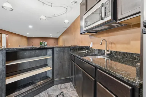 2061 Winterberry Lane Shakopee MN 55379
