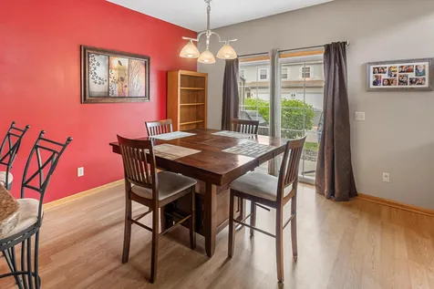 2033 Poppy Drive Chanhassen MN 55317