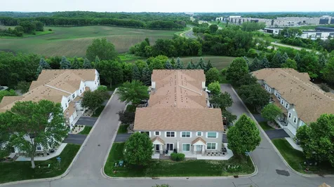 2033 Poppy Drive Chanhassen MN 55317