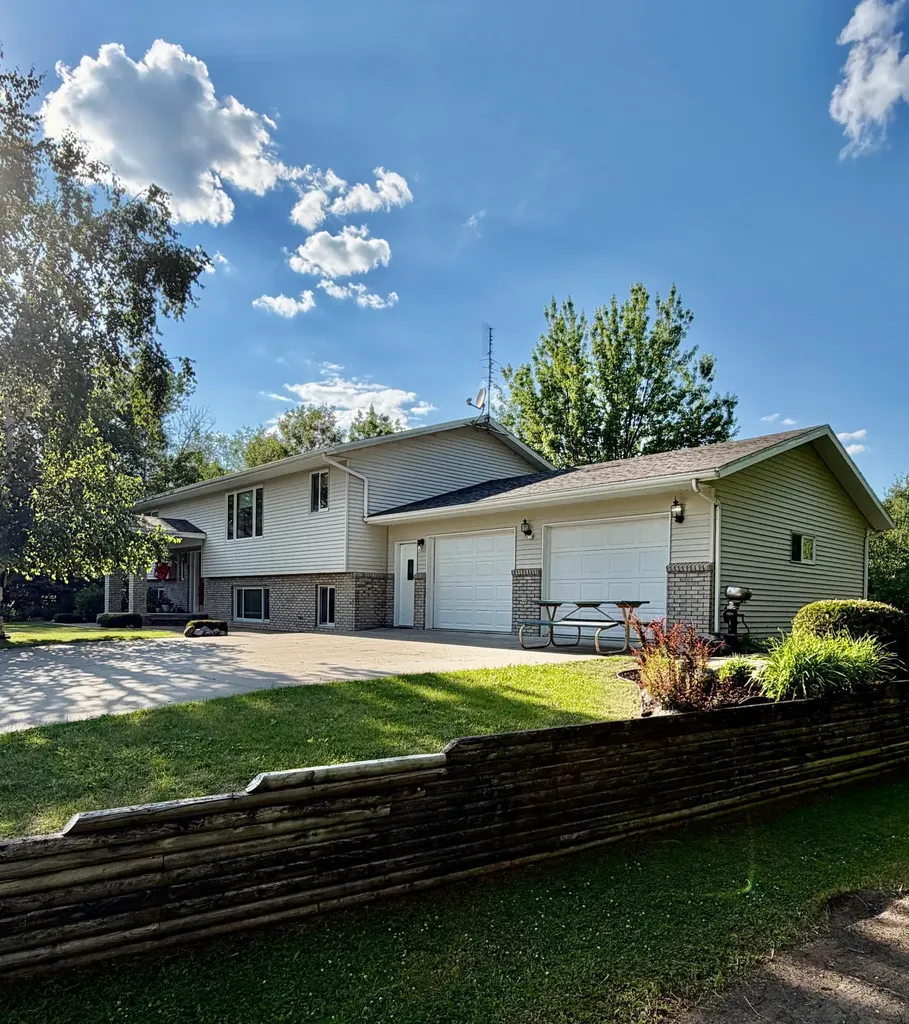 34063 310th Street Roseau MN 56751