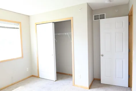 332 Orendorff Way NE Columbia Heights MN 55421