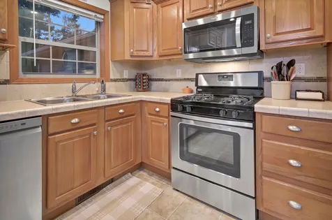 5042 White Gables Road Brainerd MN 56401