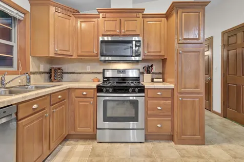 5042 White Gables Road Brainerd MN 56401