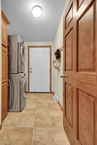 5042 White Gables Road Brainerd MN 56401