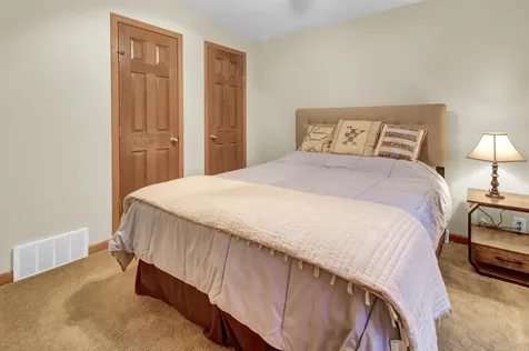 5042 White Gables Road Brainerd MN 56401