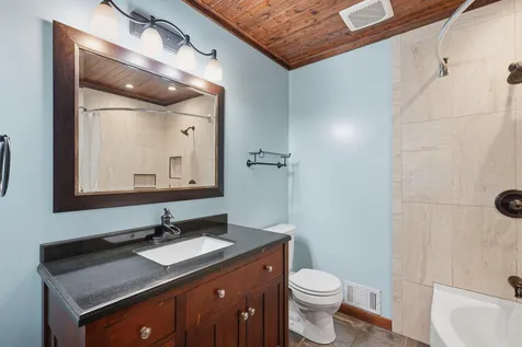 916 Whitney Drive Apple Valley MN 55124