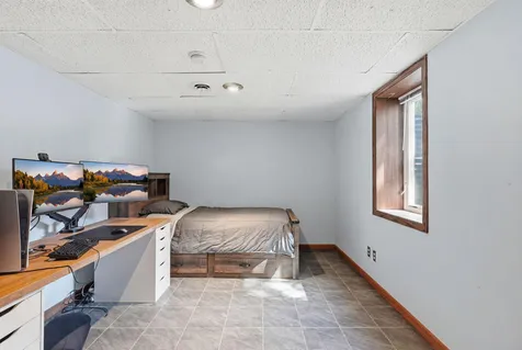 916 Whitney Drive Apple Valley MN 55124
