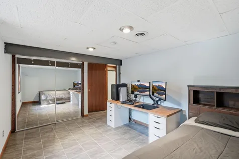 916 Whitney Drive Apple Valley MN 55124