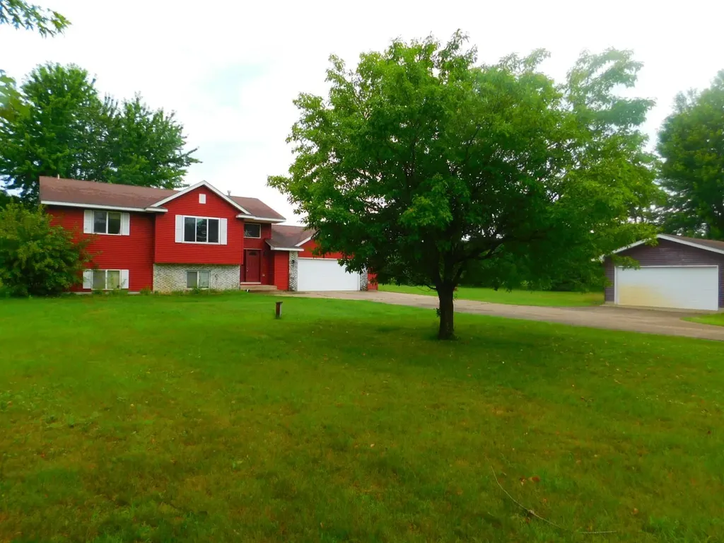20042 Wild Rice Drive NE Wyoming MN 55092