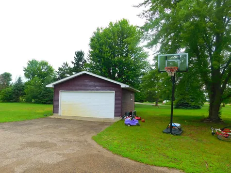 20042 Wild Rice Drive NE Wyoming MN 55092