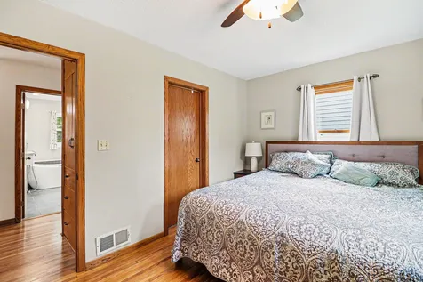 506 Elm Avenue SE Montgomery MN 56069