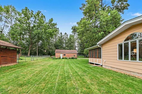 506 Elm Avenue SE Montgomery MN 56069