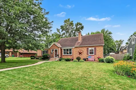 506 Elm Avenue SE Montgomery MN 56069