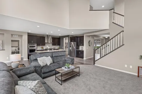 16894 Reeder Ridge Eden Prairie MN 55347