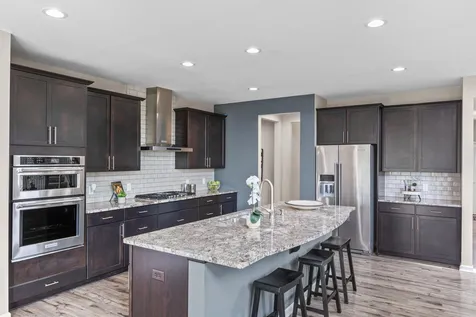 16894 Reeder Ridge Eden Prairie MN 55347