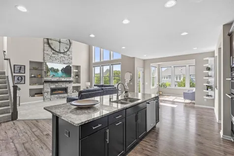 16894 Reeder Ridge Eden Prairie MN 55347
