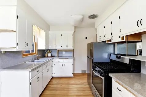 5641 21st Avenue S Minneapolis MN 55417