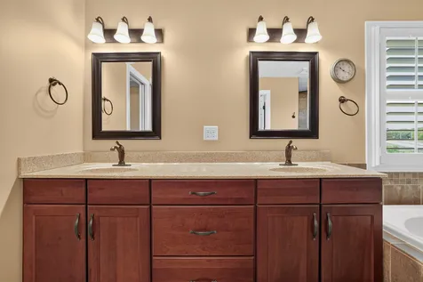 6485 Summit Pointe Road NW Rochester MN 55901