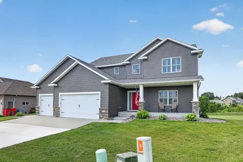 6485 Summit Pointe Road NW Rochester MN 55901