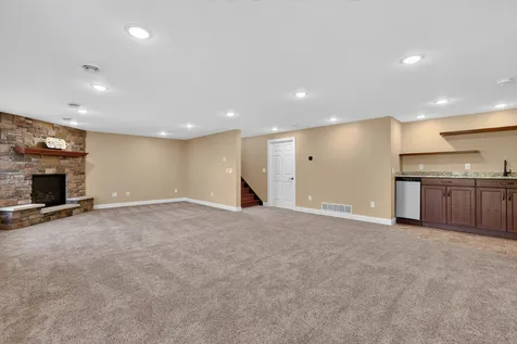 6485 Summit Pointe Road NW Rochester MN 55901