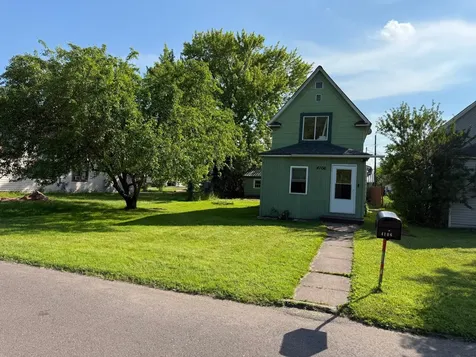4106 E 1st Street Superior WI 54880