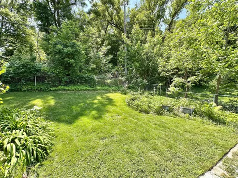 418 Belvidere Street E Saint Paul MN 55107