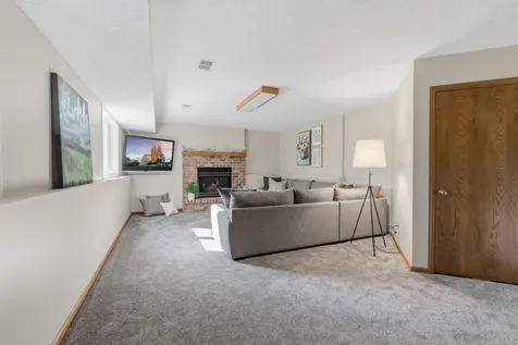 7341 Barbara Avenue Inver Grove Heights MN 55077