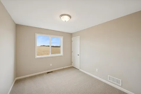 915 Brandenburg Lane Waverly MN 55390