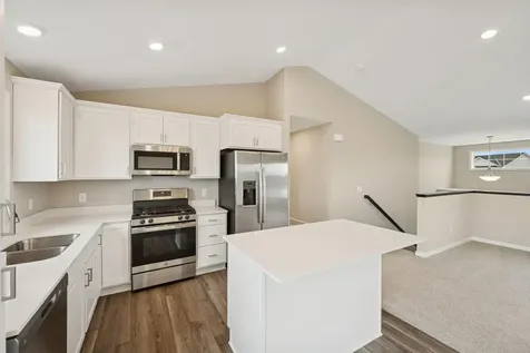 915 Brandenburg Lane Waverly MN 55390