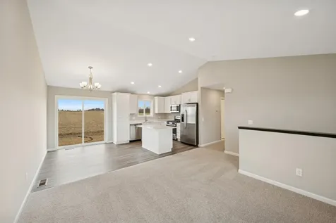 915 Brandenburg Lane Waverly MN 55390