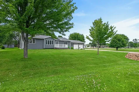 704 Lincoln Avenue SW Wadena MN 56482