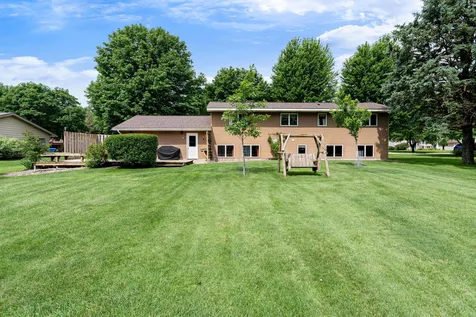 1807 9th Street SW Austin MN 55912