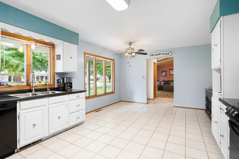 1807 9th Street SW Austin MN 55912