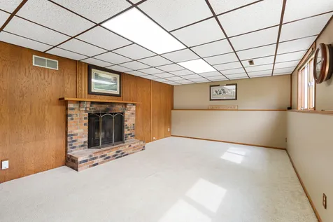 1807 9th Street SW Austin MN 55912