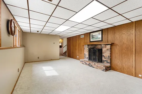 1807 9th Street SW Austin MN 55912