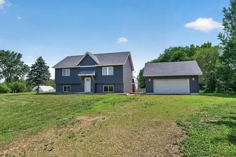 4430 214th Avenue NW Oak Grove MN 55303