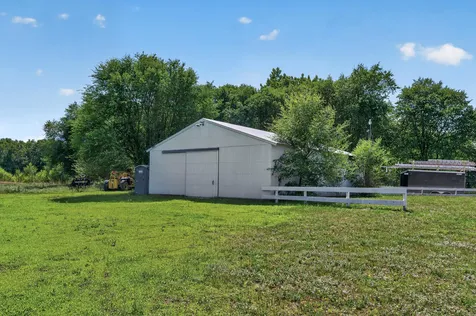 4430 214th Avenue NW Oak Grove MN 55303