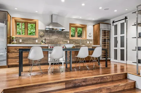 747 Kenwood Parkway Minneapolis MN 55403