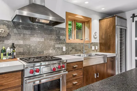 747 Kenwood Parkway Minneapolis MN 55403