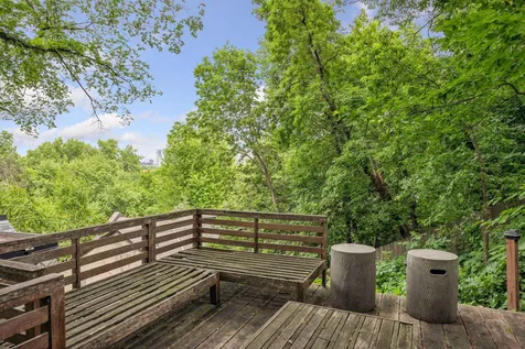 747 Kenwood Parkway Minneapolis MN 55403