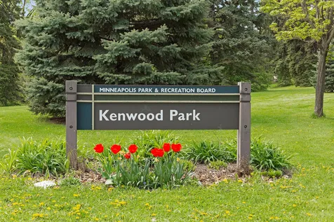 747 Kenwood Parkway Minneapolis MN 55403