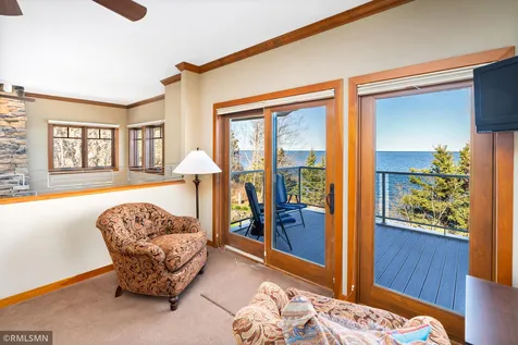 1759 Silver Cliff Lane Two Harbors MN 55616